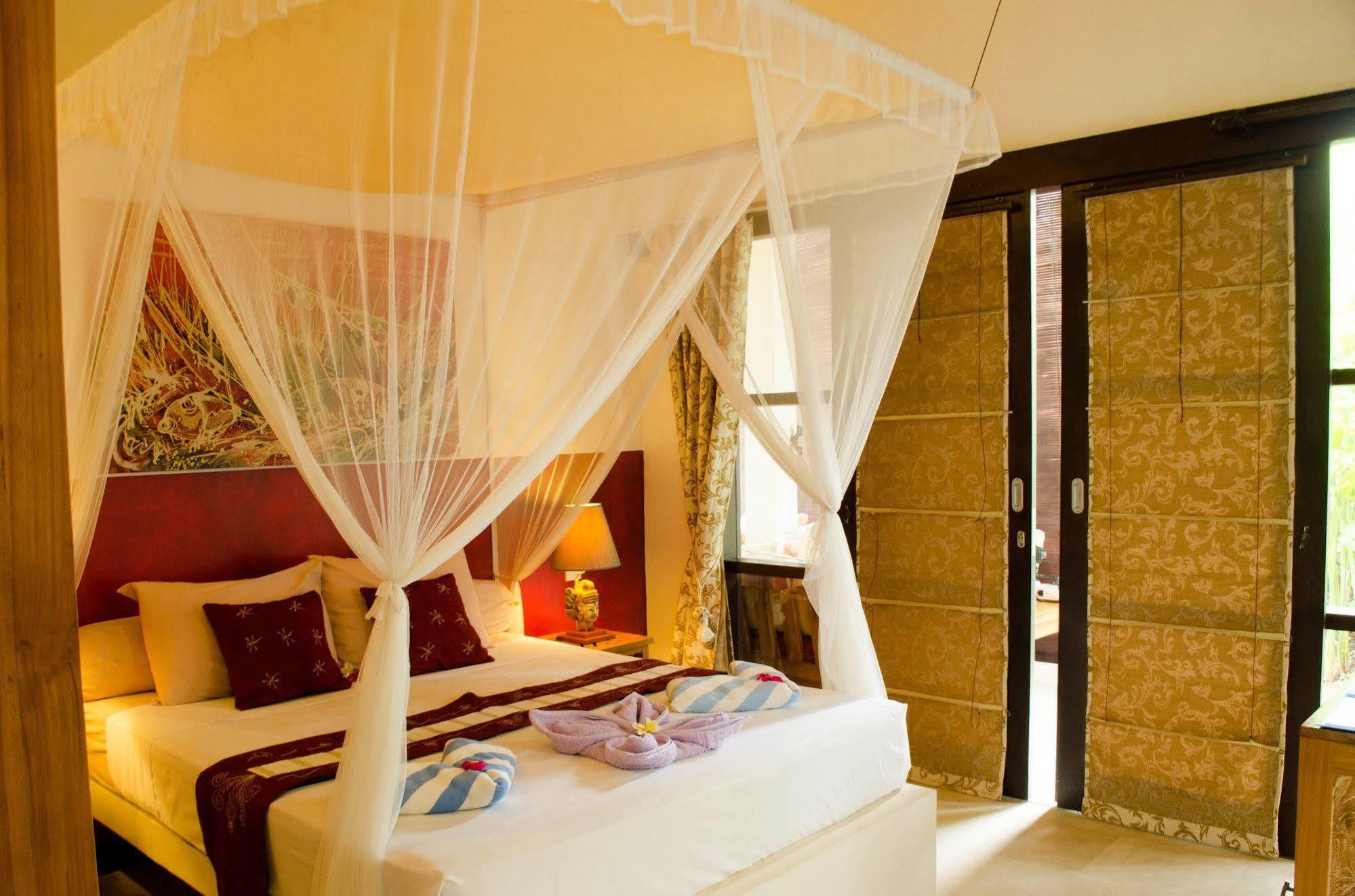 Minabali Bunga'Lo Hotel Tulamben Buitenkant foto