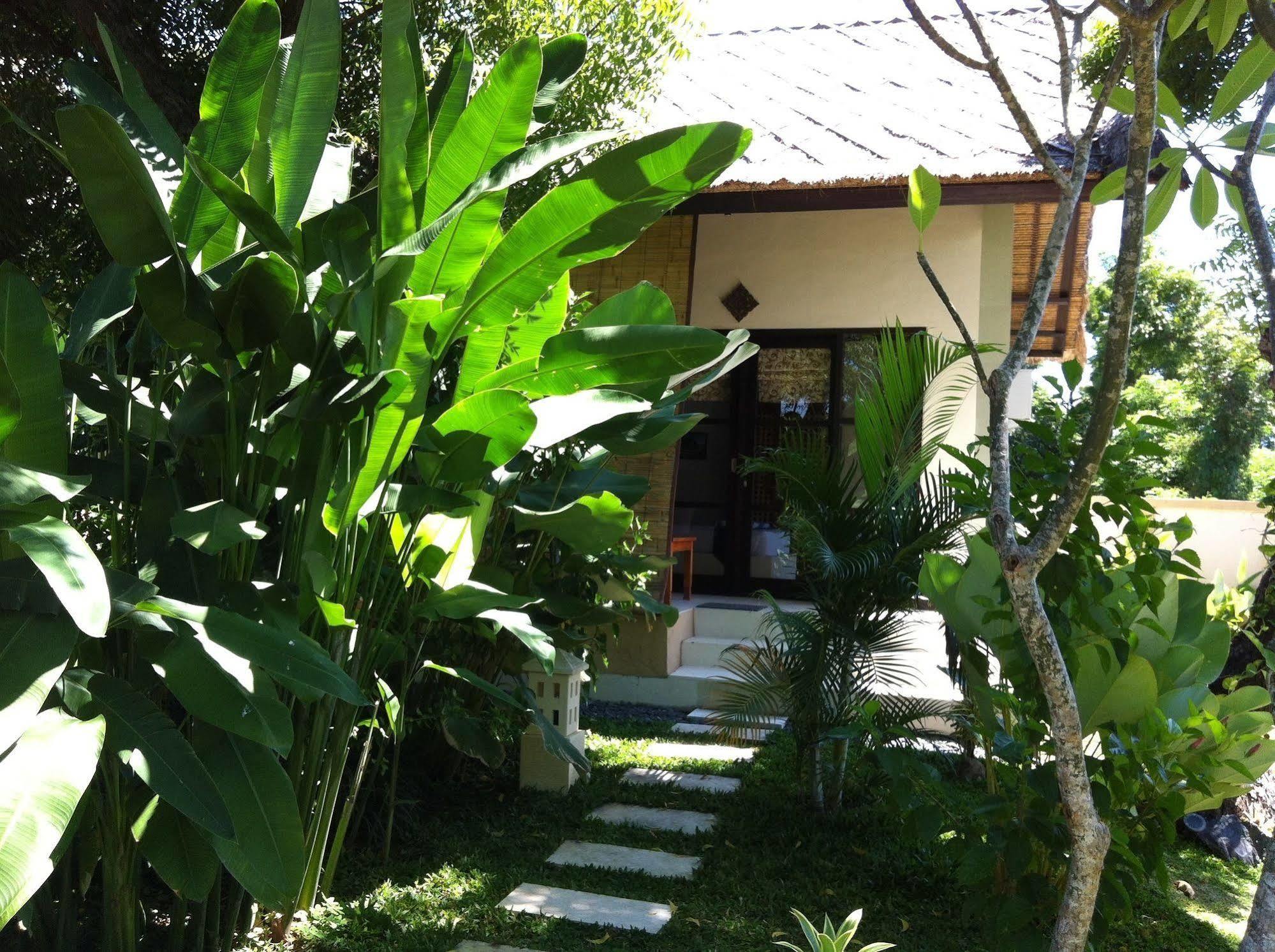 Minabali Bunga'Lo Hotel Tulamben Buitenkant foto
